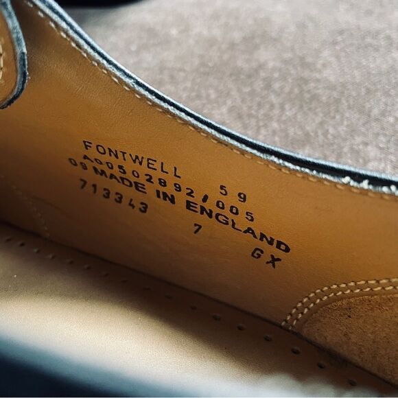 New in Box Loake Mens lace up brogues Made In England handmade 8 US 41 EUR - Picture 6 of 12